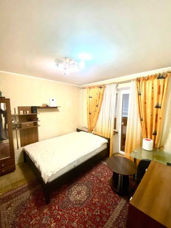 Оренда 2к квартири біля метро Позняки, проспект Бажана - фото 1