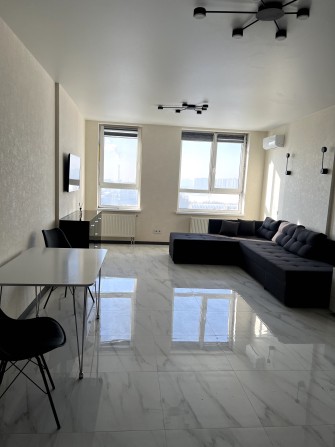 пр. Миколи Бажана 17 оренда - фото 1