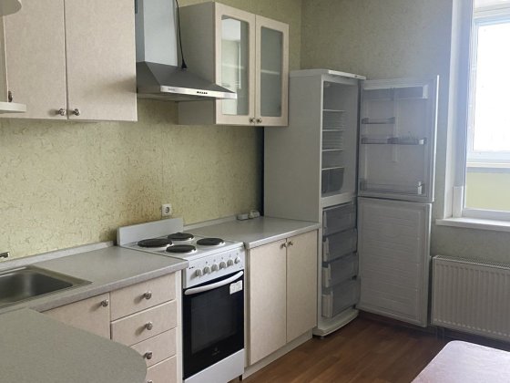 Сдам однокомнатную квартиру ул. Урловская, м,,Осокорки,, Київ