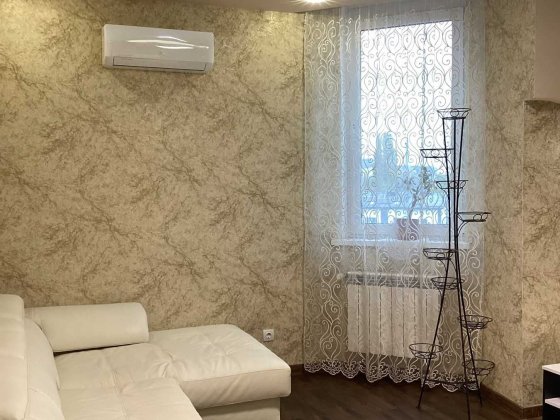 Здаю в оренду стильну трикімнатну квартиру Киев