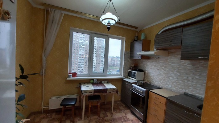 Оренда 2-х кімнатної квртири пр. Червоної Калини, 17 Г - фото 1