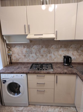 Печерск !Здам затишну 1-квартиру по вул.Джона Маккейна 10 - фото 1