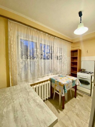 Мілютенка 16, оренда 2-к квартири, Лісовий масив, 1 поверх, є газ! - фото 1