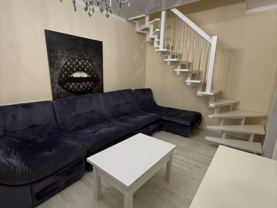 Здається в оренду двохрівнева 3-к  квартира на вул. Ракетна, 24 Київ