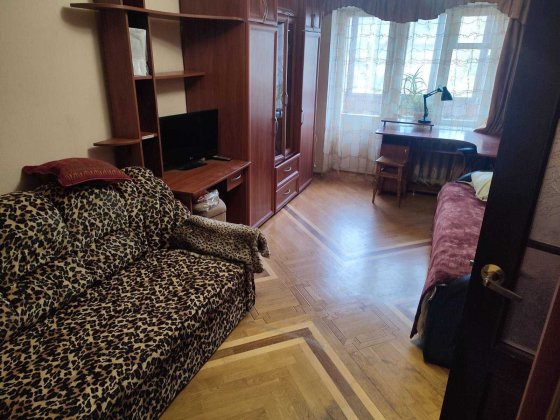 Здається квартира м. Голосіївська, м. Васильківська Киев