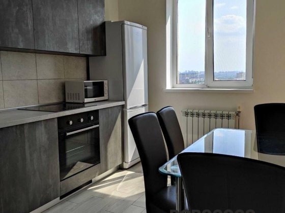 Оренда 2к, Шаповала 20, Вокзальна, 70м2, Солом'янка Киев