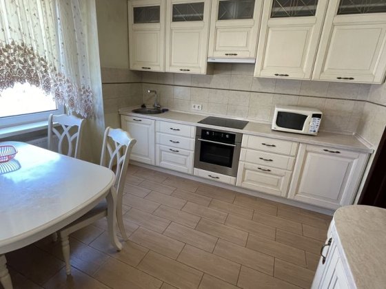 Троєщина, Закревського, 95-г, чудова 2к.кв. 70м, велика лоджія Київ