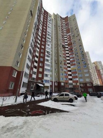 2 ком-я на Троещине , ул.Милославская №12, Новый дом, Метро Дарница - фото 1