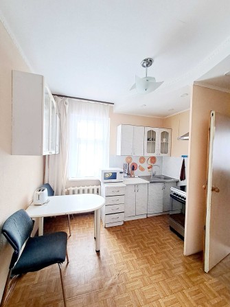 Лісківська 14, оренда 2-к квартири, 1 поверх, Троєщина - фото 1