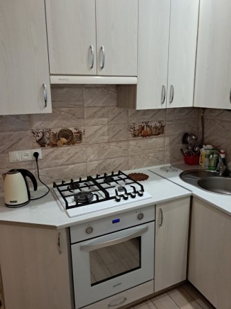 Здам в довгострокову оренду двокімнатну квартиру. ВЕДЕЛЯ 8 - фото 1