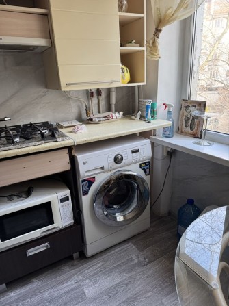 Сдаю малогабаритную 3 к/к , р- н Яхт-клуба - фото 1