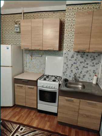 1 ком.квартира-ул.Днепр.дор.-газ-кондиционер-чешка-отличный район. - фото 1