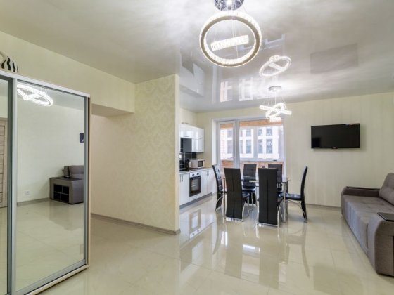 Сдам Свою 4х комн квартиру Дмитра Яворницкого 45, центр Дніпро