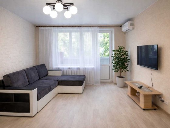 Сдам Очень Теплую 1 ком. пр. Слобожанский(р-н Батумской)! Новый ремонт Днепр