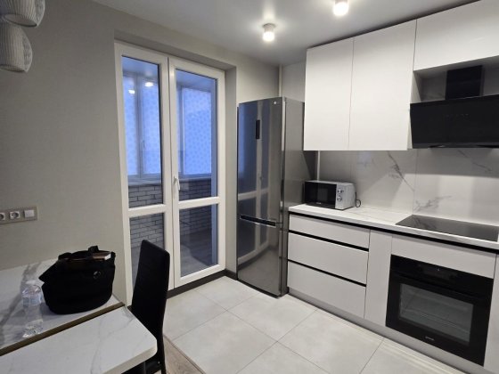 Сдам  новостр. ЖК Ньютона Новые Дома 8500 гр. Харків