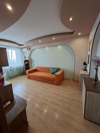 Здам 2 кімнати в 3 кімнатній квартирі ,10 хв метро Холодна гора - фото 1