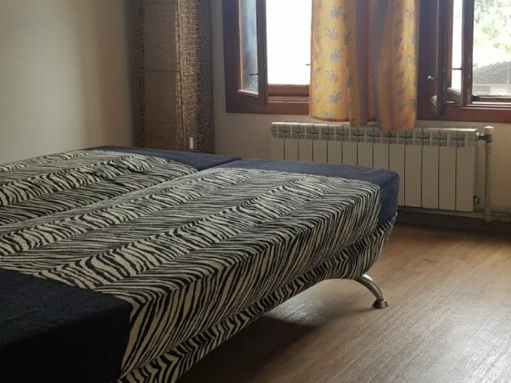 Сдам долгосрочно 2 к квартиру Молодая Гвардия  с местом для машины Одеса