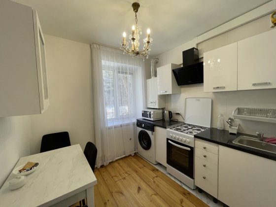 Оренда 2 кімнатної квартири вул.  Братів  Дужих, ціна 19000 грн Львов