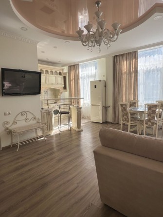 Сдам ЖК Люксембург , кухня студия и спальня - фото 1