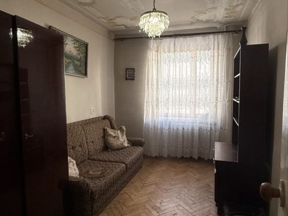 Оренда 3-х кім квартири вул.  Б. Хмельницького ( Галицьке перехрестя) Львов