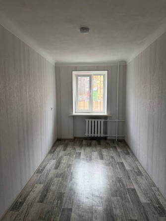 Продам малосімейку 1 поверх, центр міста, новий ремонт - фото 1