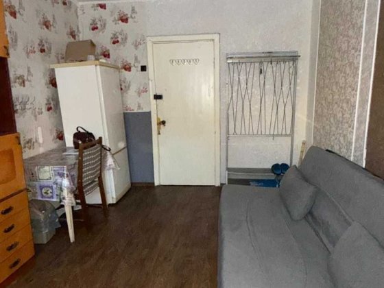 Кімната 13м2, поверх 2/5, м-н Алмазний