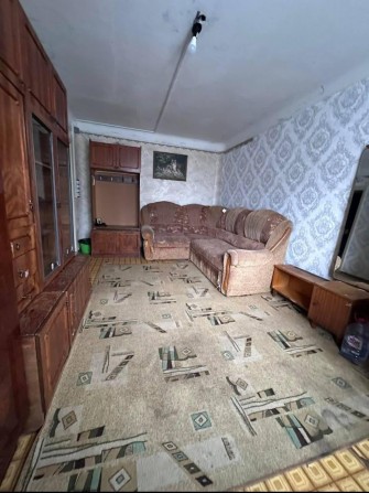 Продаж кімнати на другому поверсі в гуртожитку - фото 1