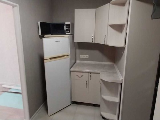 Горлівська 124/1 продам кімнату у гуртожитку з сучасним ремонтом Киев