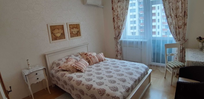 Сдается ЖК.Сонячна Брама,2-х комнатна ЕВРО квартира.ул.Ю.Здановской73Г - фото 1