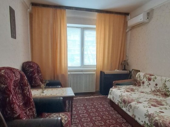 Ореста Левицкого 8(Курчатова)Деснянский р-он, Лесной Киев