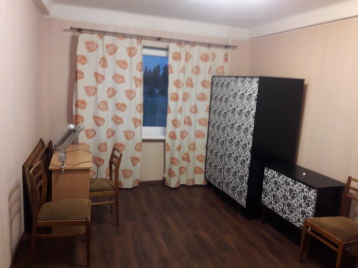 Довгострокова здача 2-х кімнатної з роздільними входами - фото 1