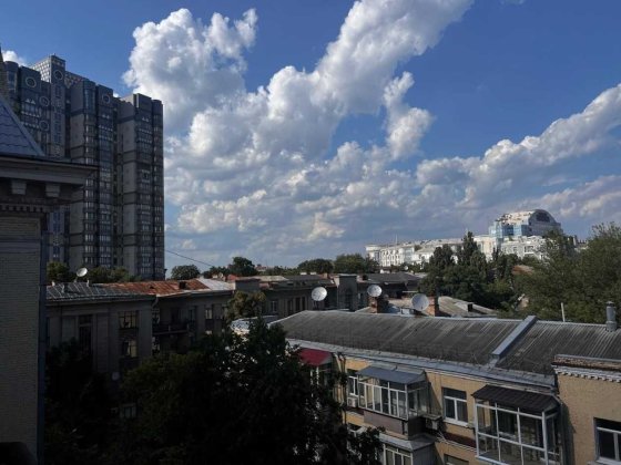 Без % оренда 1 к. на Шовковичній 13/2, 40 м.кв. Киев