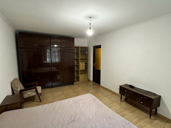 Братиславська 7А Здам в оренду однокімнатну квартиру Киев