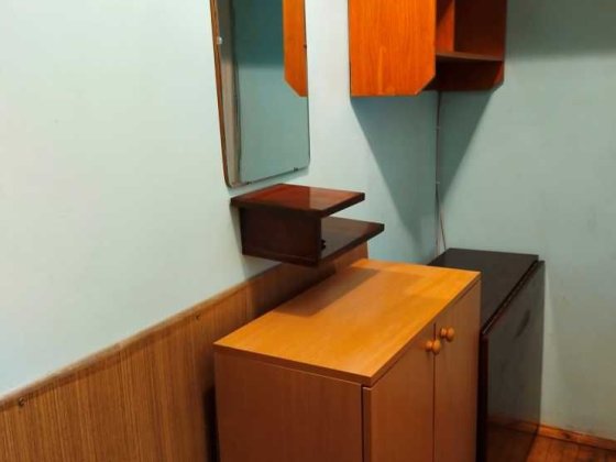 Здам  в оренду двокімнатну квартиру. Дарницька площа Киев