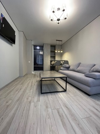 ЖК Новий Автограф Довгострокова оренда квартири - фото 1