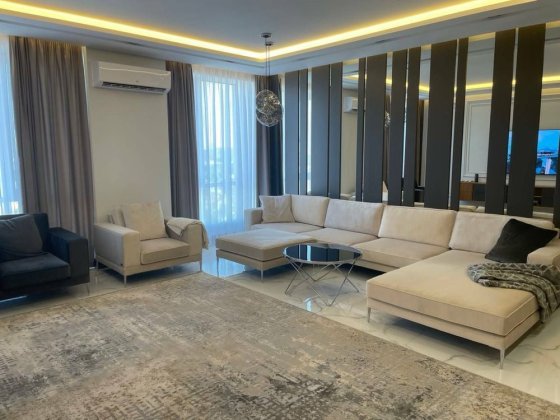 3к на Саксаганського 37к Роял Тауер центр метро Палац Спорту Киев