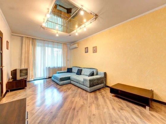 Оренда 3-кімн.кв. по вул. Скоропадського, 51/102 Киев