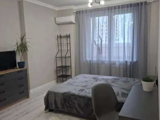 Здається 1-кімнатна квартира на пр.Академіка Глушкова,9Д Киев