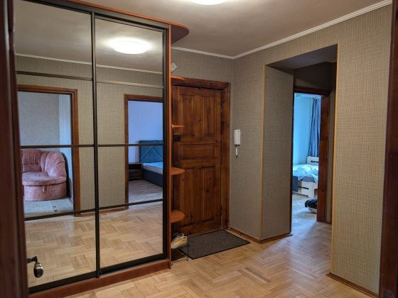 3 кімнатна квартира вул.Тарасівська Киев