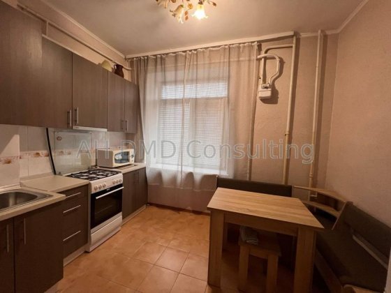 Оренда 3-к квартири Вишгородська 4 , метро Почайна ОБОЛОНЬ Киев