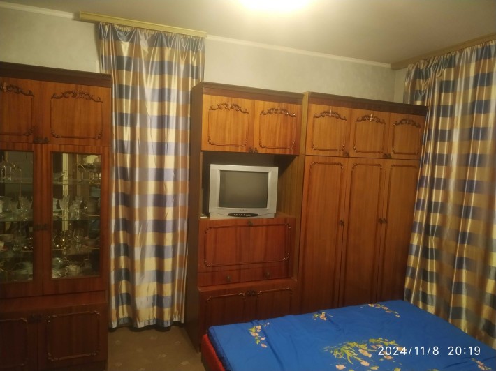 1-кімн. квартира 32 м.кв., 7 поверх., В.Івасюка, 42в - фото 1