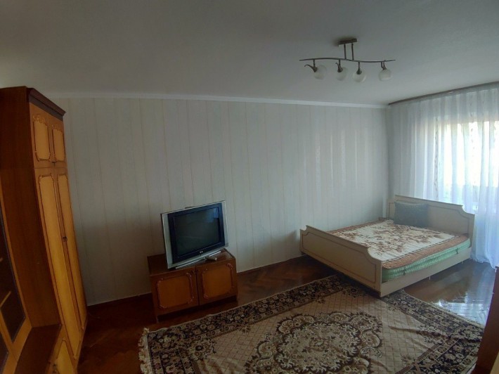 Однокімнатна біля ЖД вокзалу Дарниця - фото 1