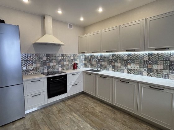 Сдам 3 ком квартиру м Дарниця ЖК Автограф генератор есть Киев