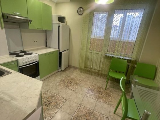 Оренда, Осокорки, вул. Ващенко, 1, охайна, комфортна 1 к.кв. 46 кв.м Киев