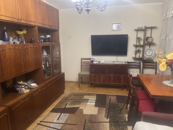 Оренда 2-х кімнатної  квартири біля метро Олімпійська Киев