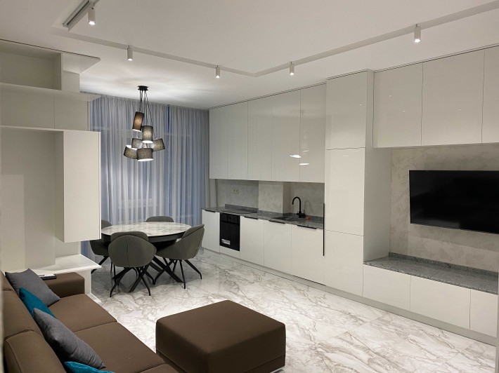 Оренда 3-х квартира на Печерську в ЖК “Бульвар Фонтанів” - фото 1