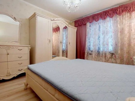 Сдам 3 комн.квартиру,Оболонь, метро Героев Днепра Киев