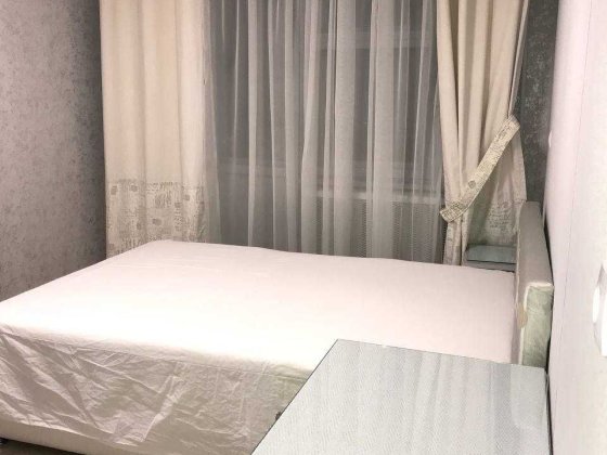 Здається затишна  однокімнатна квартир від власника  метро Позняки Киев