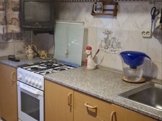 Оренда газ 2 поверх  2 кімн. Вул. Б.  Гмирі 9 Київ