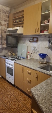 Оренда газ 2 поверх  2 кімн. Вул. Б.  Гмирі 9 - фото 1